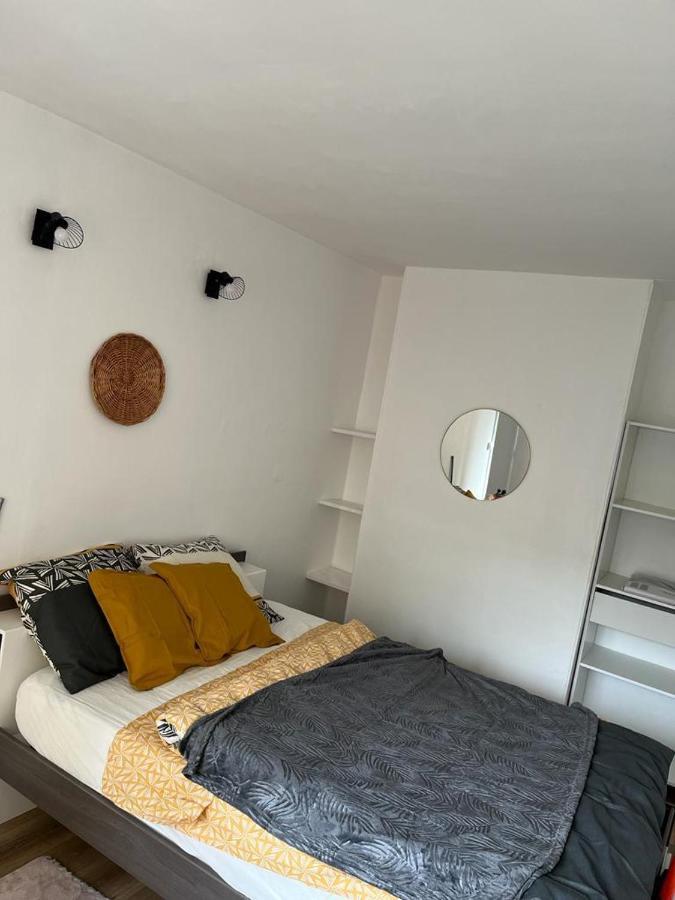 Quai De Seine // Proche Docks // Proche Des Transports // Calme Et Agreable Apartment